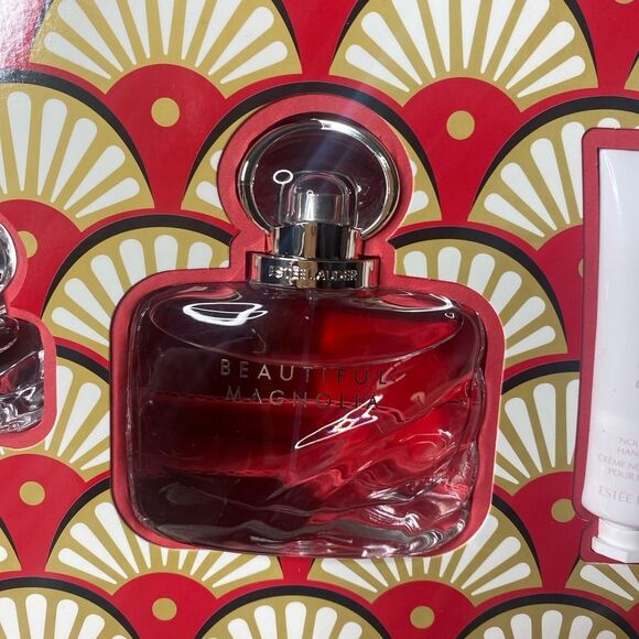 Estée Lauder beautiful Magnolia 1.7oz in 3 pieces set - Picture 7 of 16